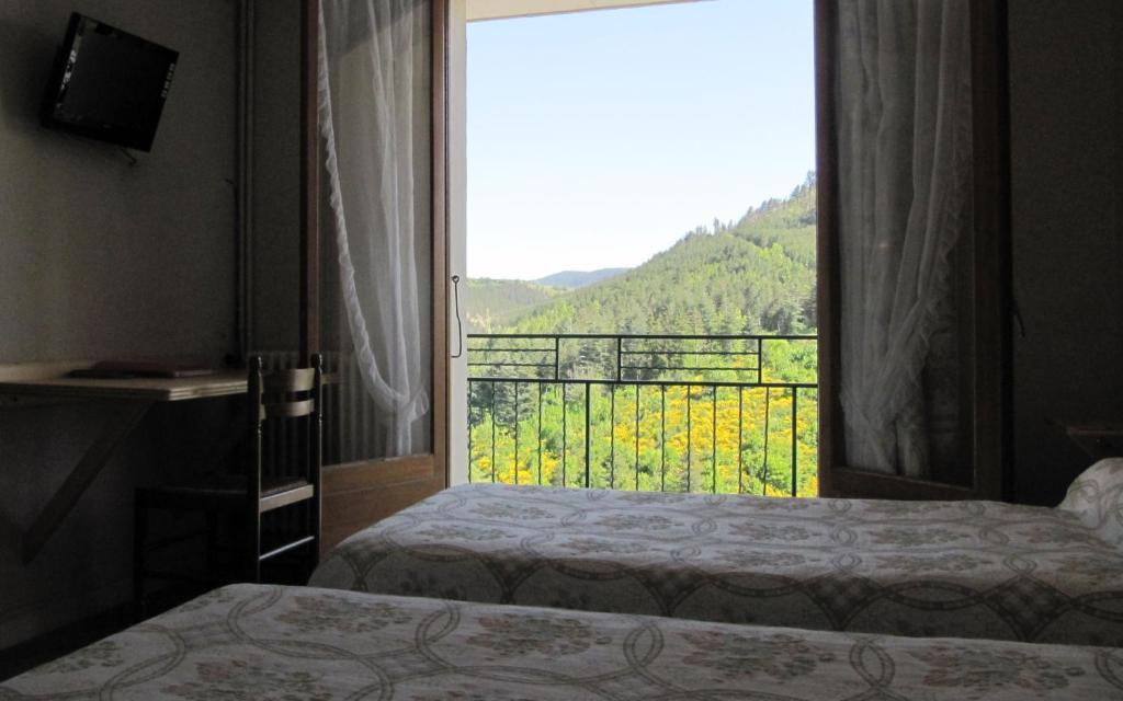 Hôtel Des Rochers Marvejols Zimmer foto