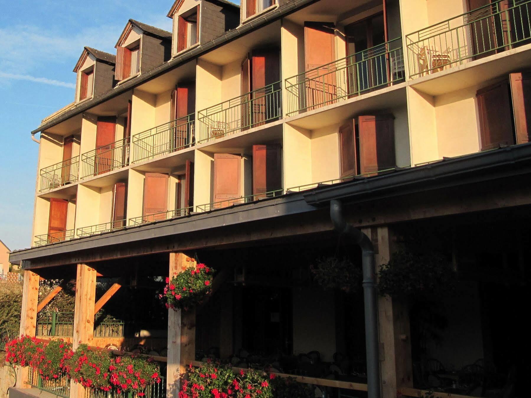 Hôtel Des Rochers Marvejols Exterior foto